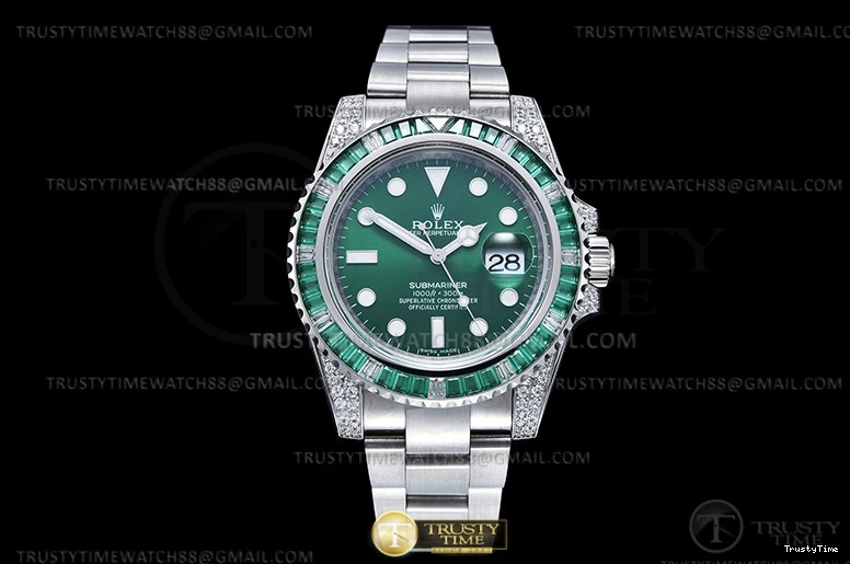 1229 Elegant Submariner 116610LV 904L Dia SS SS Grn Noob A 1080